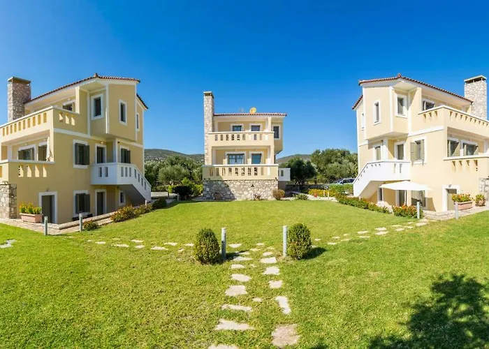 Elaia Villas